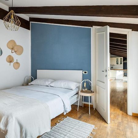 Loft Con 2 Terrazzi Nei Pressi Della Johns Hopkins University Bologna Bagian luar foto